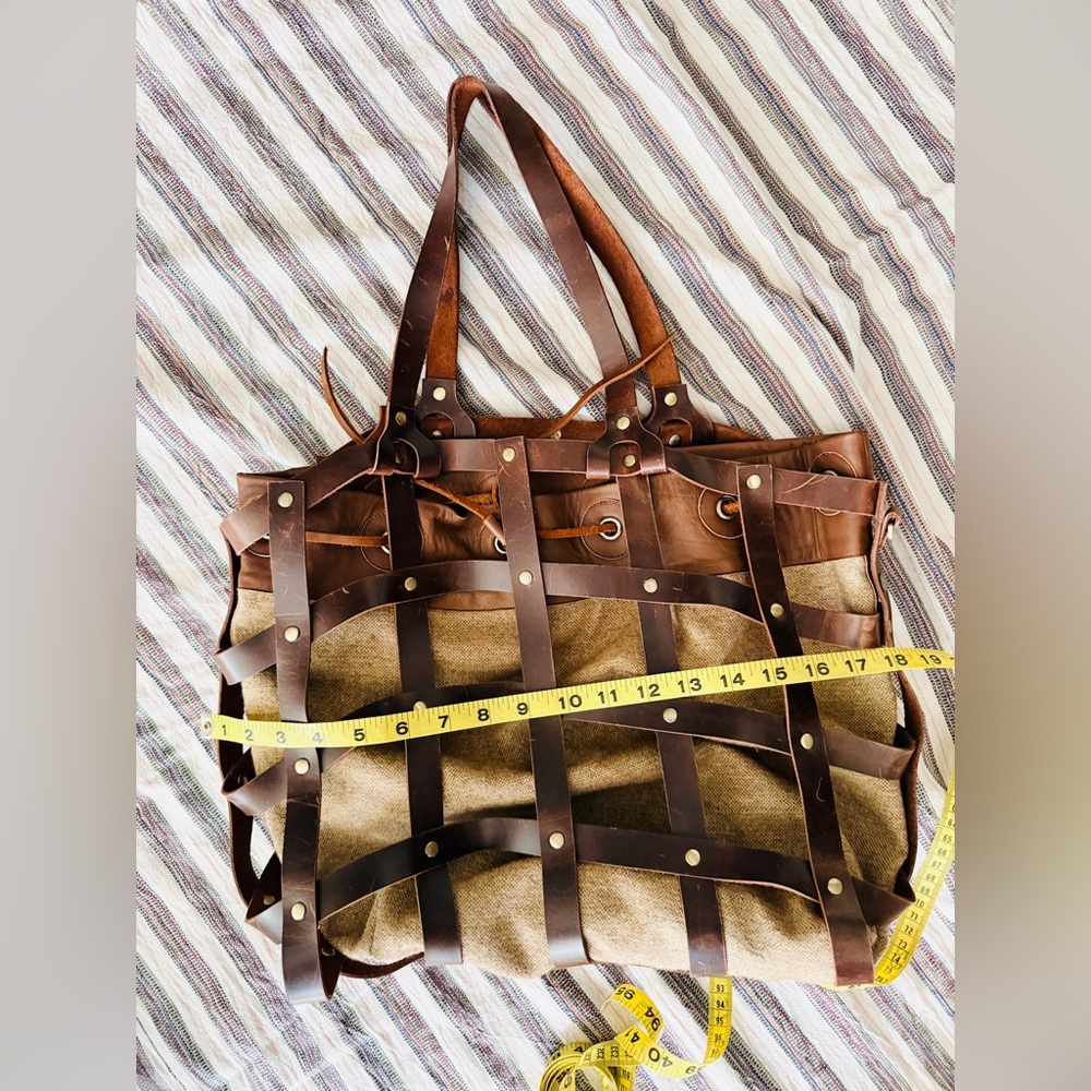 A TOTAL STEAL! Parisian Brown Leather Lattice Tote w/ Canvas Insert - Picture 6 of 7